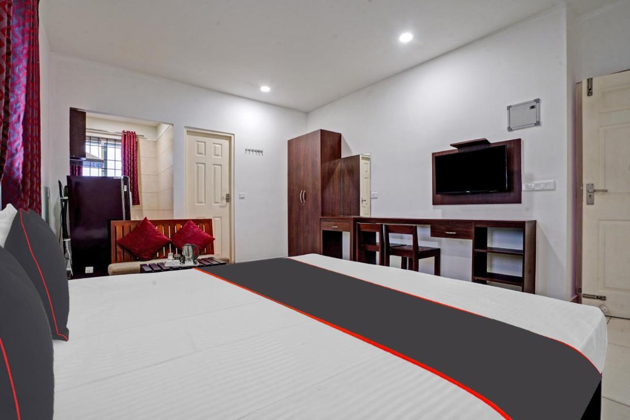 Collection O White House Pearl Hotel Kochi Exterior foto