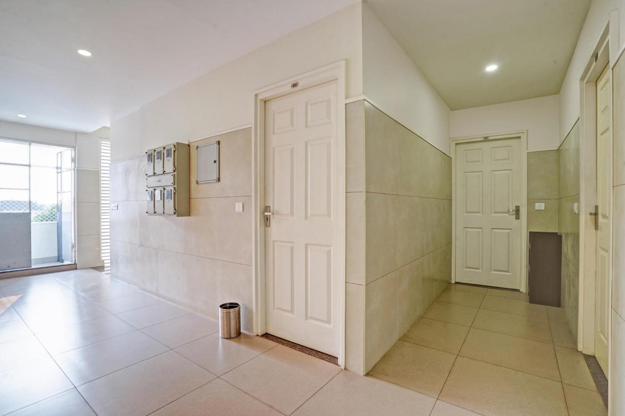 Collection O White House Pearl Hotel Kochi Exterior foto